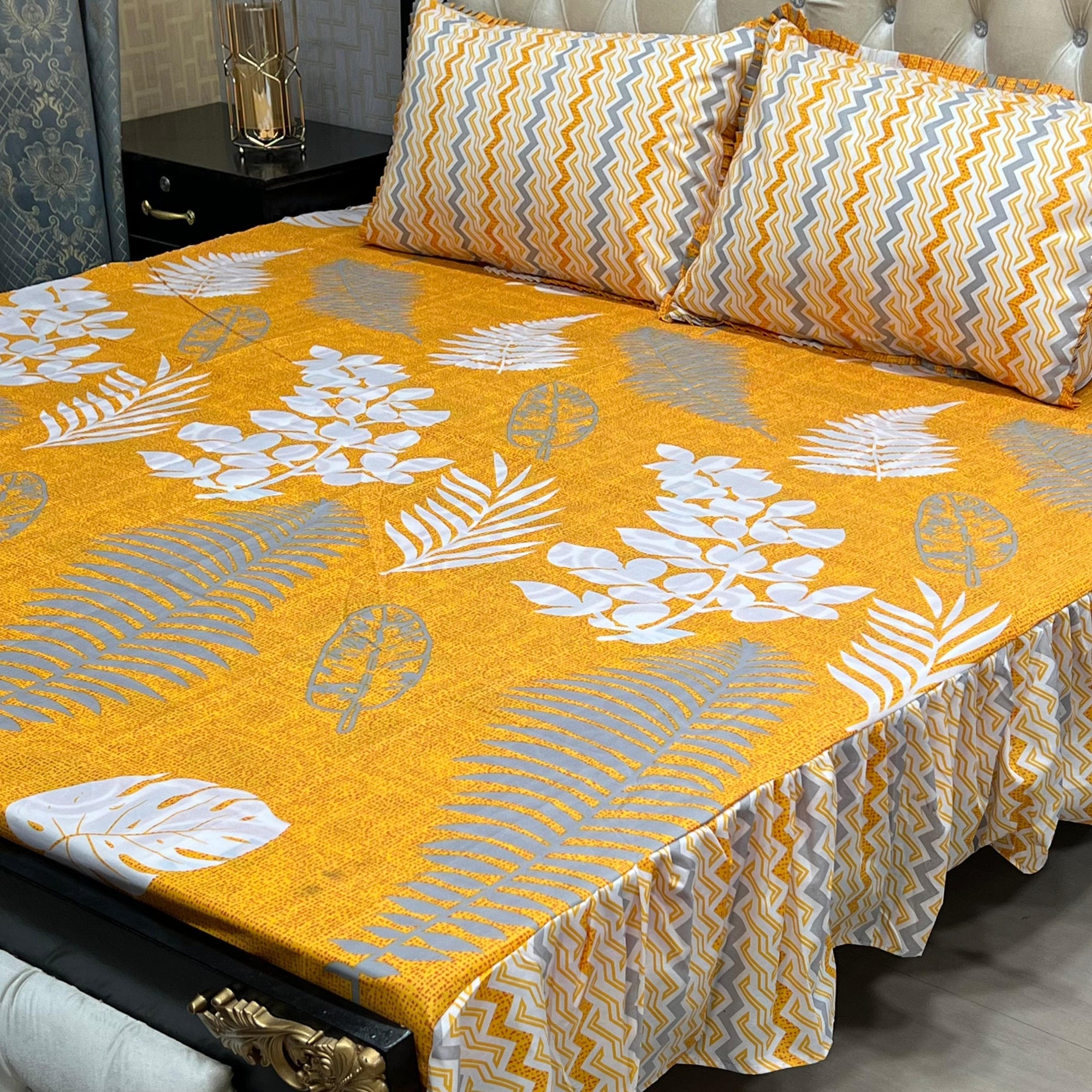 3 pc stitched 2 sided frill bedsheets. FABRIC High cotton Salonica 1 King size bedsheet Size:- 93"*95" inches pillow cases 2 sided frill Size:- 19"*29" inches