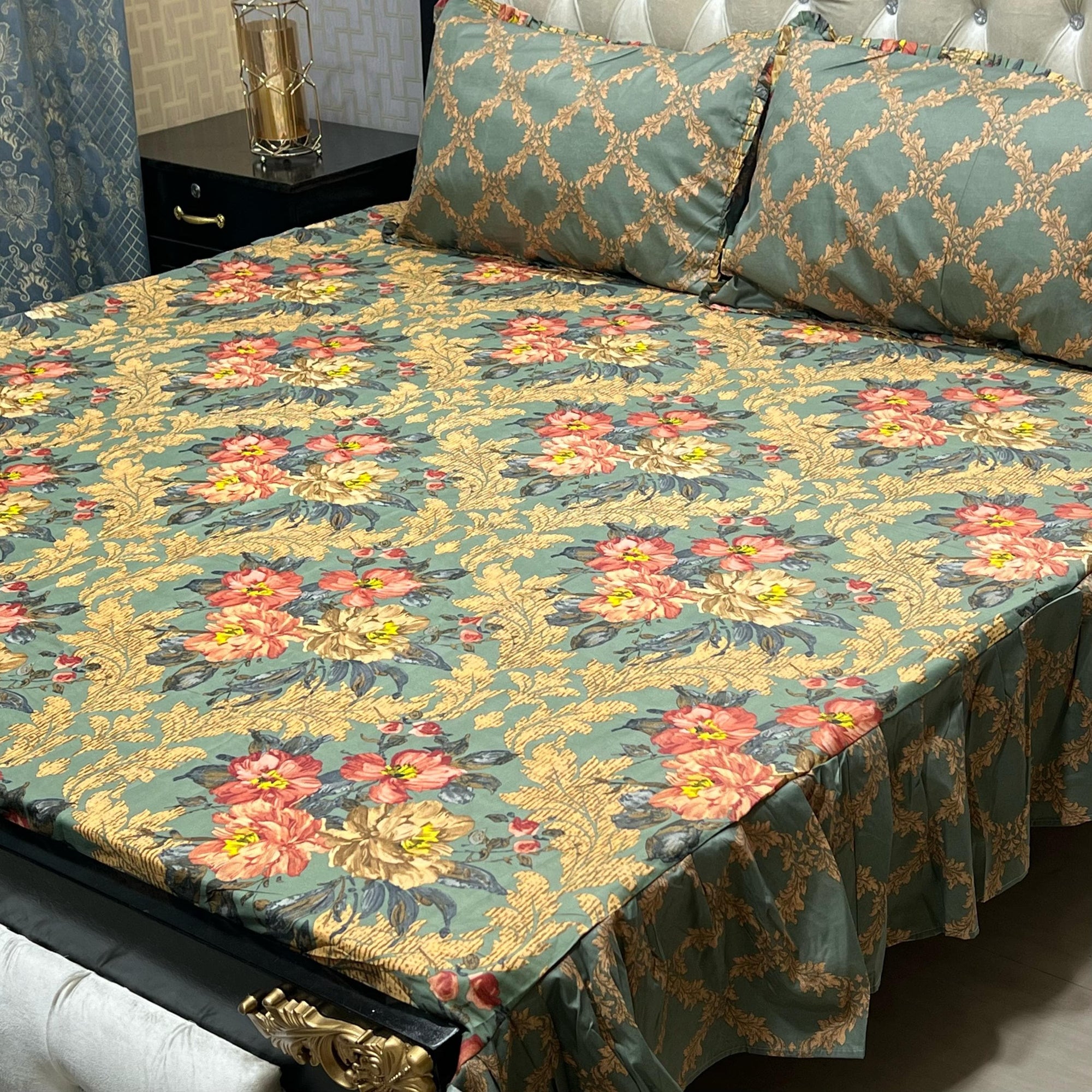 3 pc stitched 2 sided frill bedsheet  King size bedsheet Size:- 93"*95" inches 2 pillow cases 2 sided frill Size:- 19"*29" inches