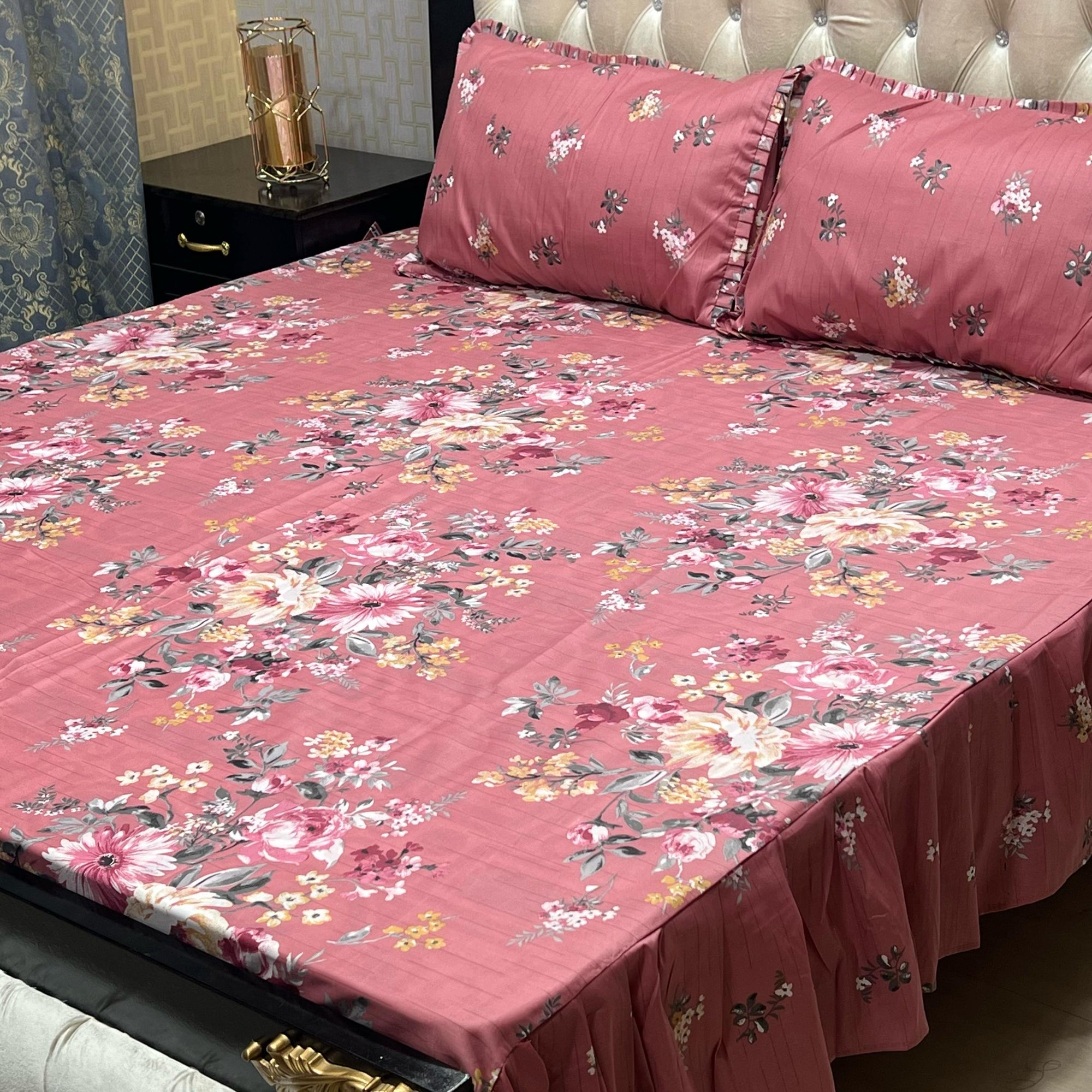 Frill King Size Bed Sheet Set Size:- 93"*95" inches pillow cases 2 sided frill Size:- 19"*29" inches