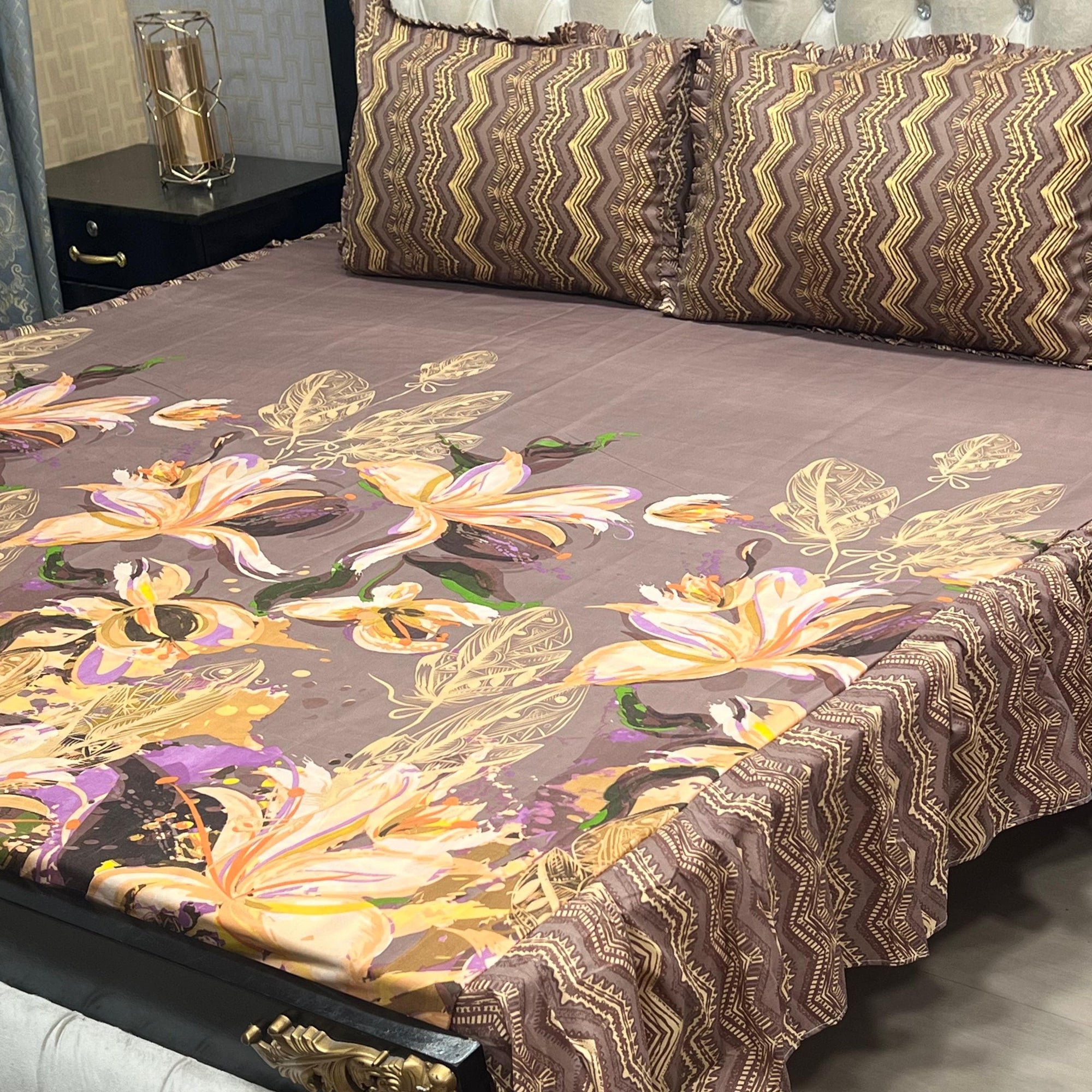 Frill King Cotton Bed Sheet Set 3 Pcs 1 King size bedsheet Size:- 93"*95" inches 2 pillow cases 2 sided frill Size:- 19"*29" inches